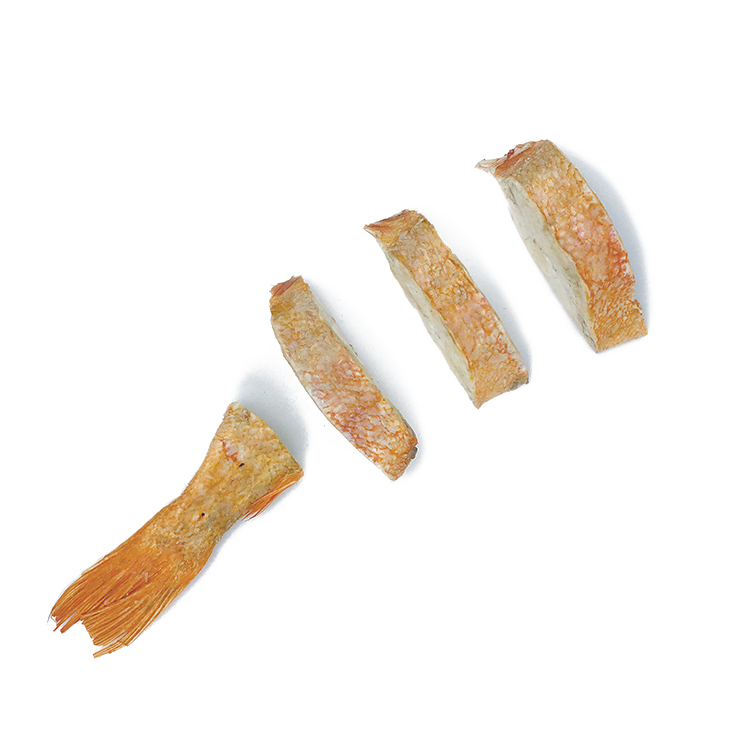 Freeze-dried red fish sashimi