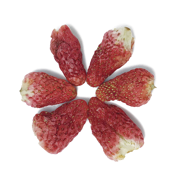 Freeze-dried strawberries