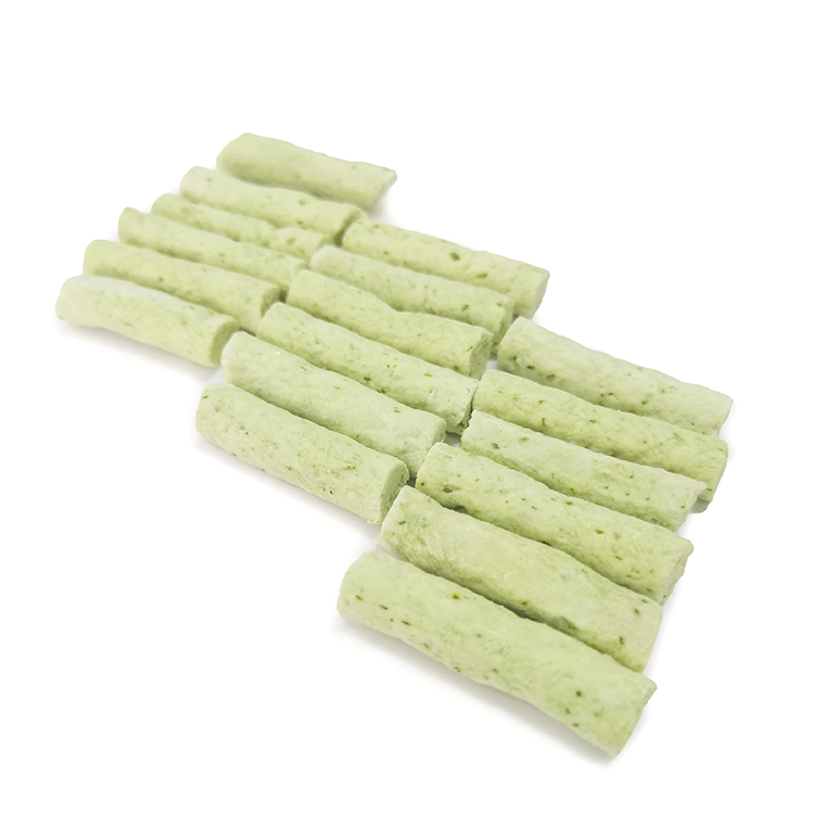 Freeze-dried cat grass sticks