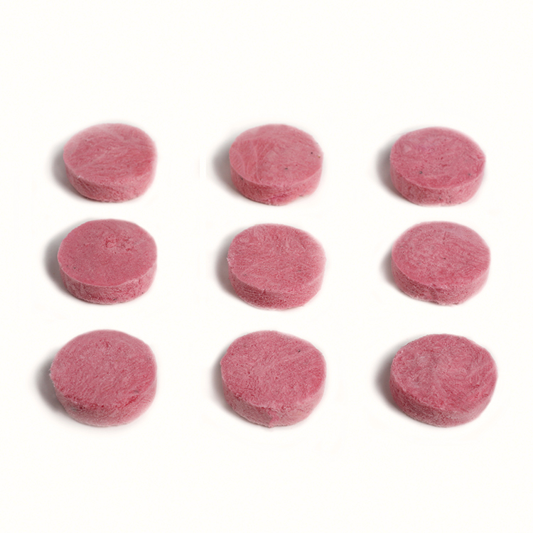 Freeze-dried cranberry round cake